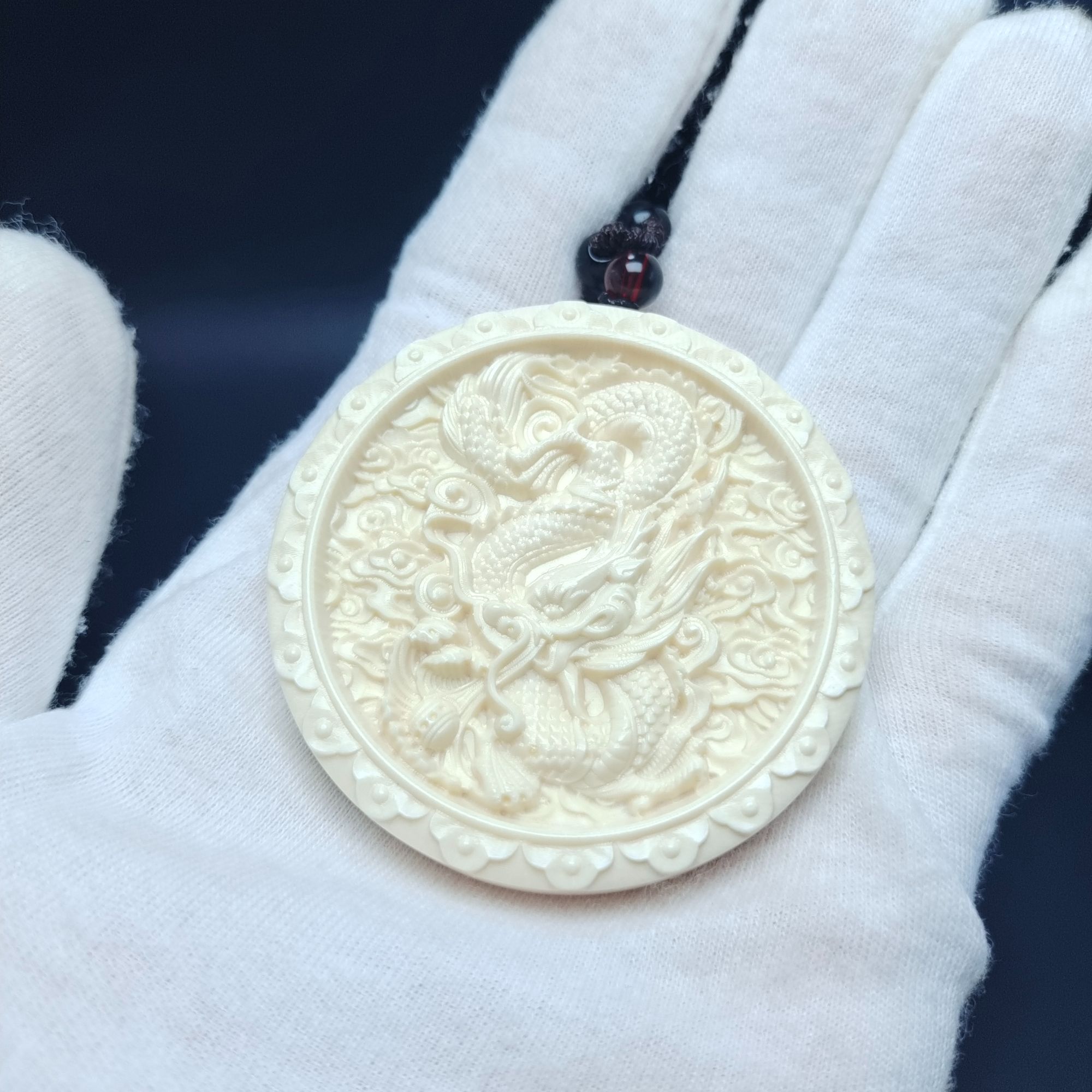 【猛犸兄弟】DD0120天然猛犸牙冰料精品手工雕刻件吊坠