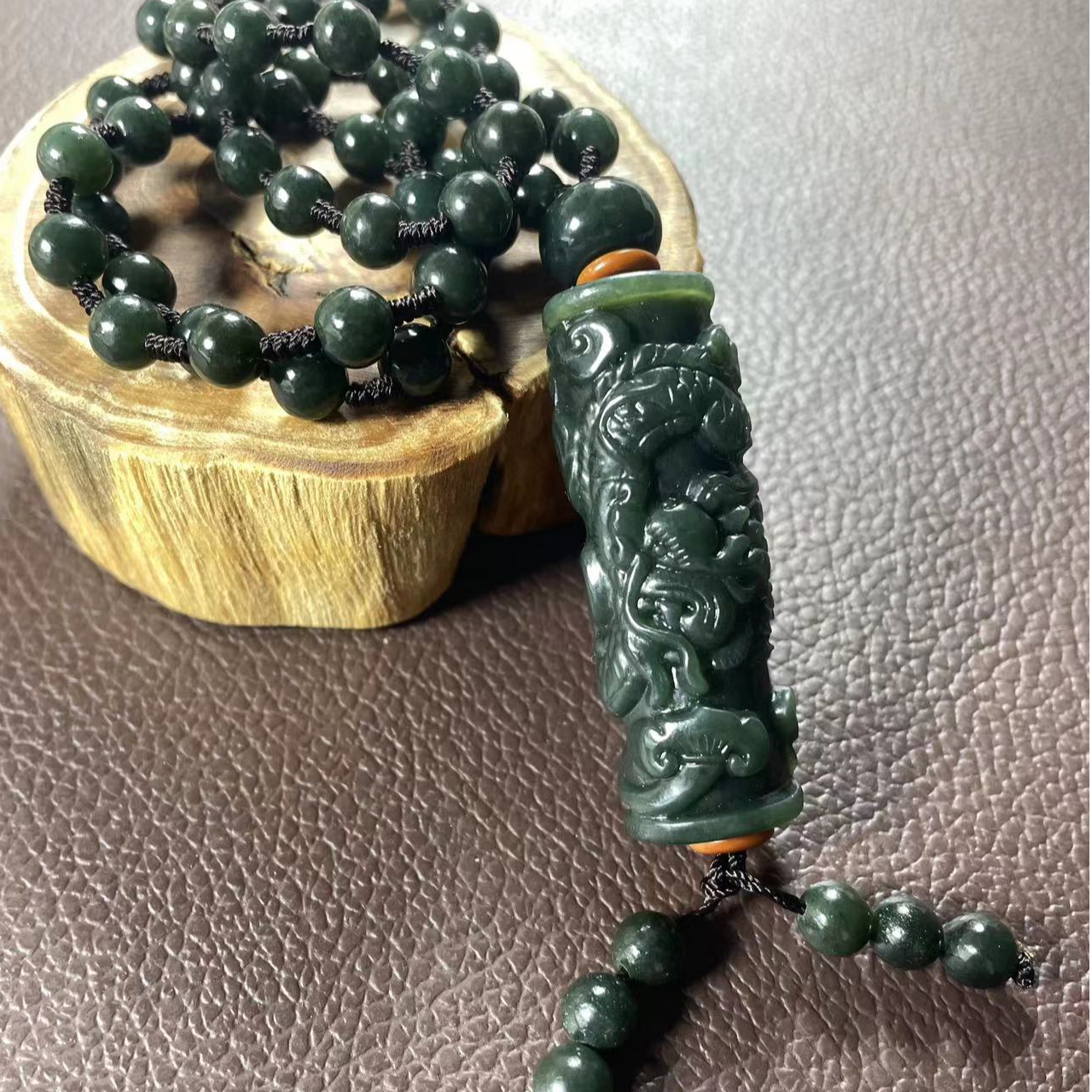  【佟总宠粉】和田玉龙柱 (展示品请勿私拍)