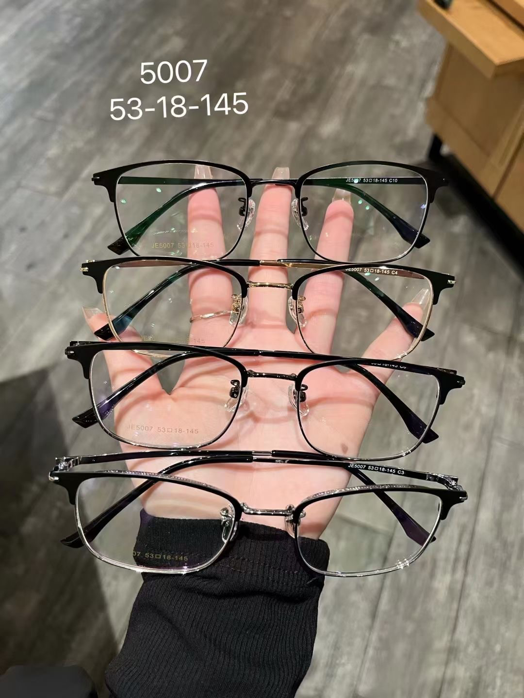 休闲潮流眉毛镜框