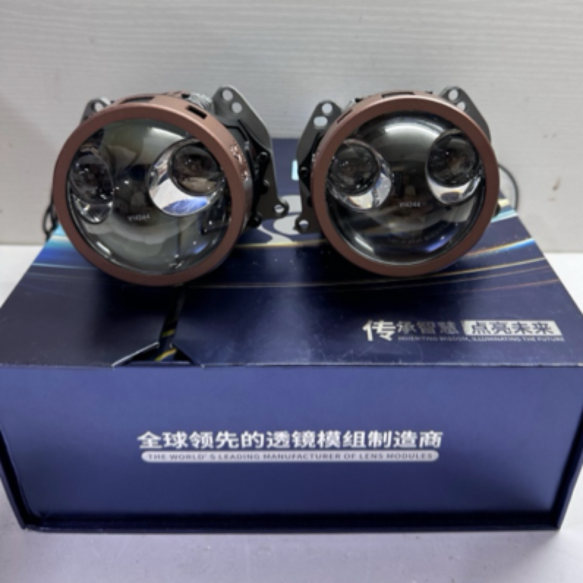 澳兹姆澳兹姆麒麟z2 双直射LED4光透镜 LED汽车大灯 全国包安装