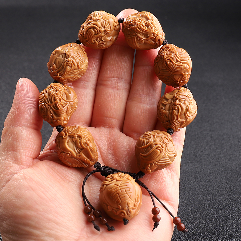 龙关公橄榄核雕手串