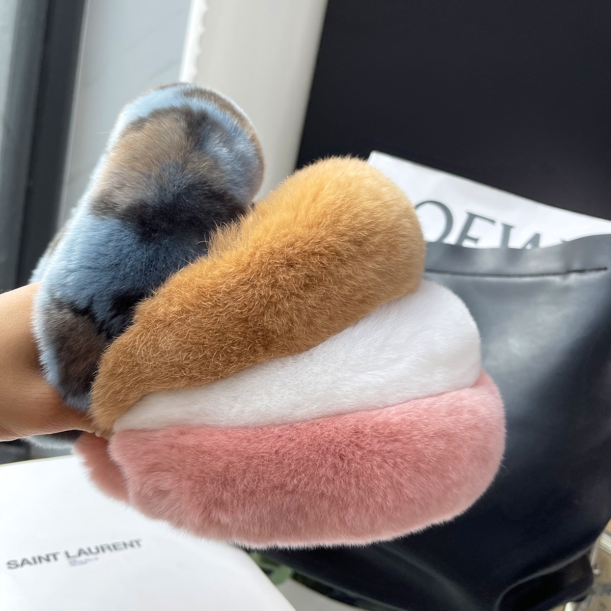 秋冬时尚真獭兔毛