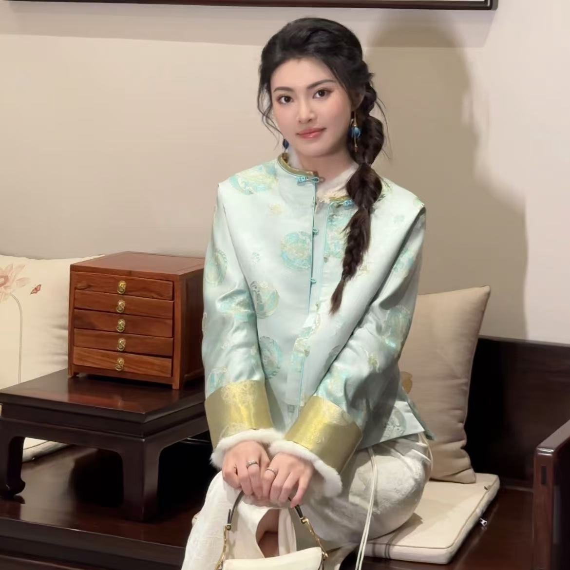 PM王囡囡 龙凤团花中式国风外套 NC1D1165