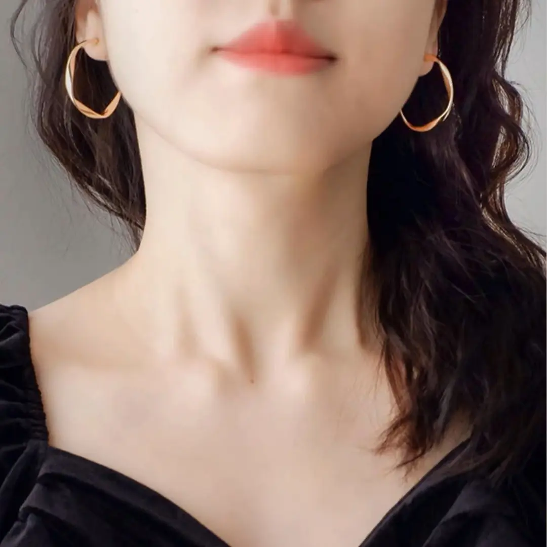铜合金耳饰 高级感蚊香盘耳夹大圈耳环圆圈显脸小耳圈气质女法式