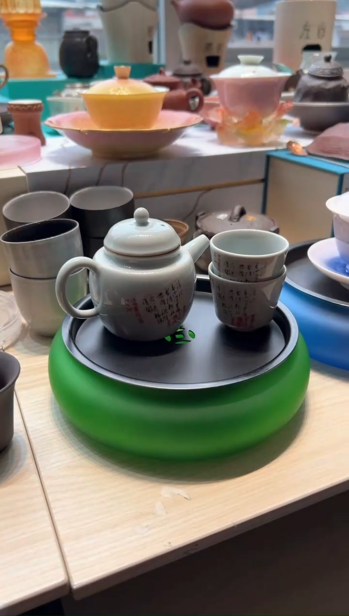 【闪购商品】壶加两个杯子A