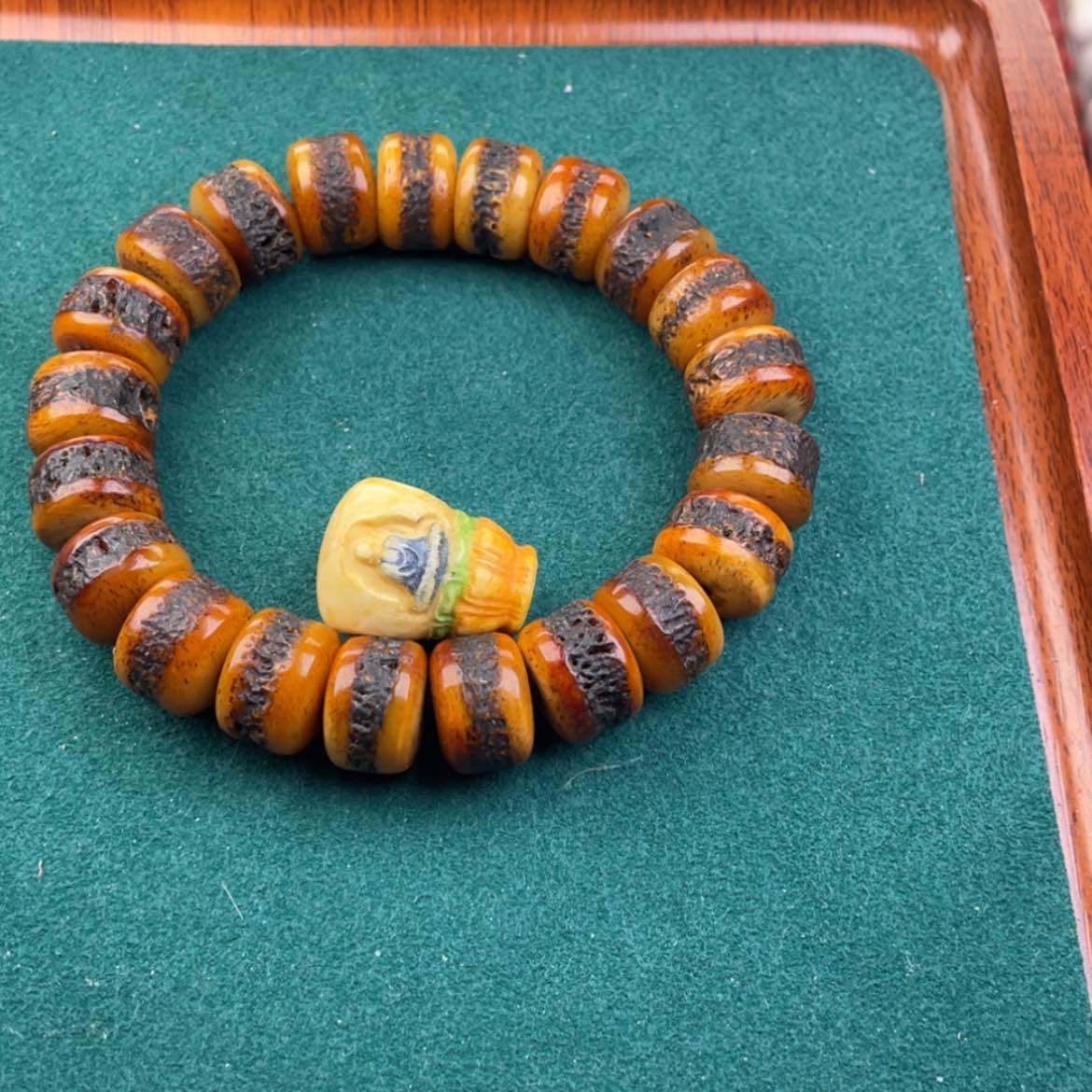 【闪购商品】牛骨手串/手链斌*