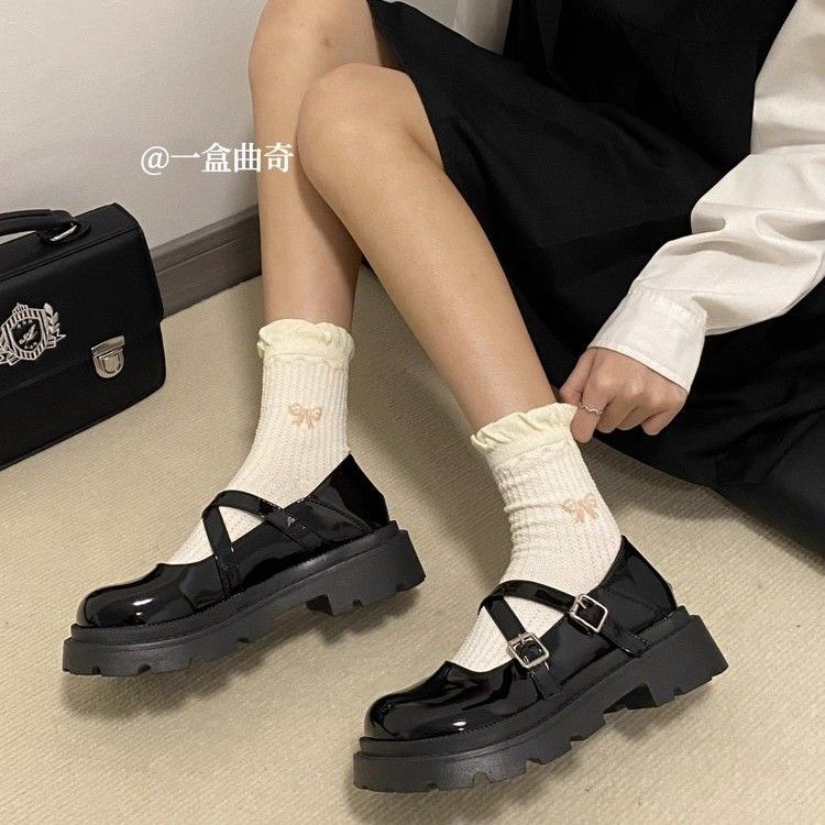 杨娇洋啦女童黑色小皮鞋2023秋季新款英伦风儿童厚底亮面学生玛丽