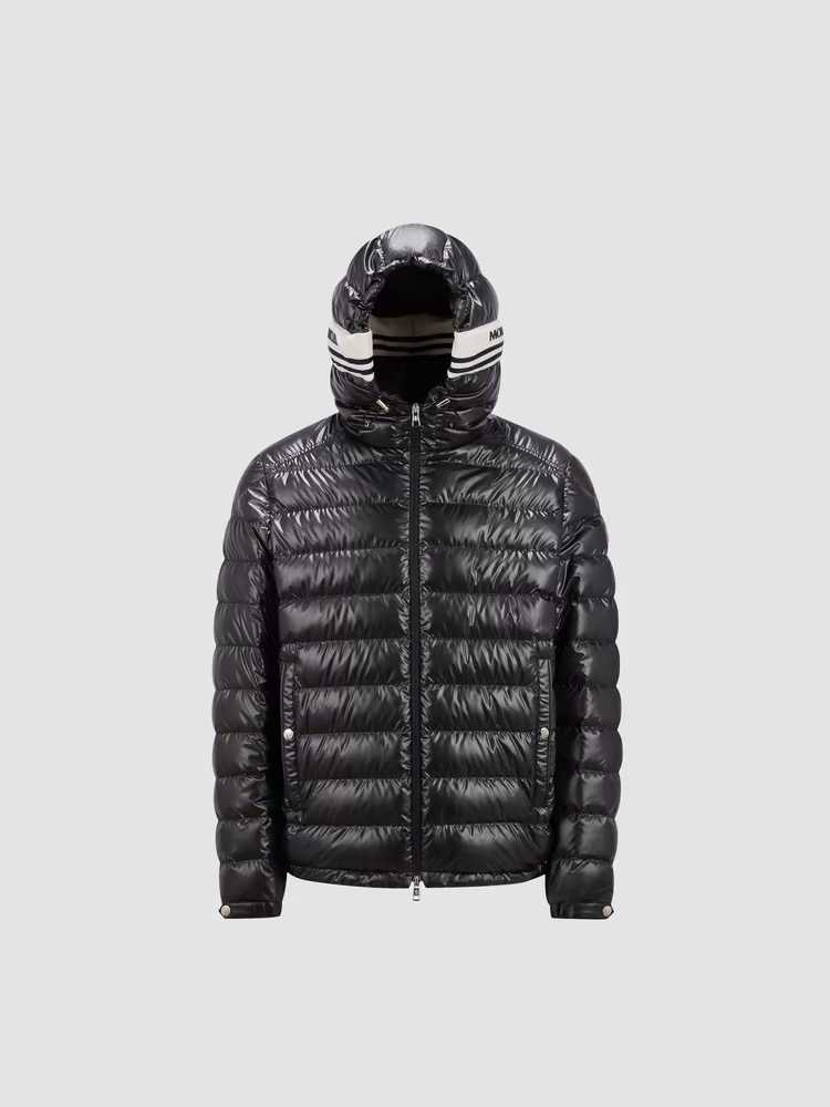 全新未使用 Moncler蒙口 24新款连帽拉链黑色薄款羽绒服 男女同款