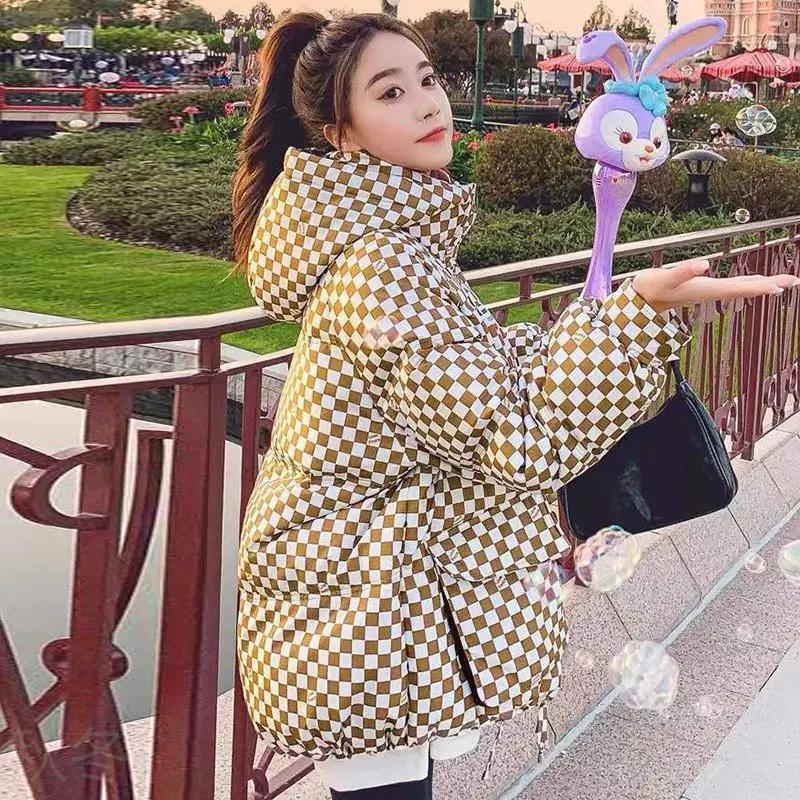秋冬格羽绒服女短款2023新款冬季韩版宽松显瘦羽绒服连帽羽