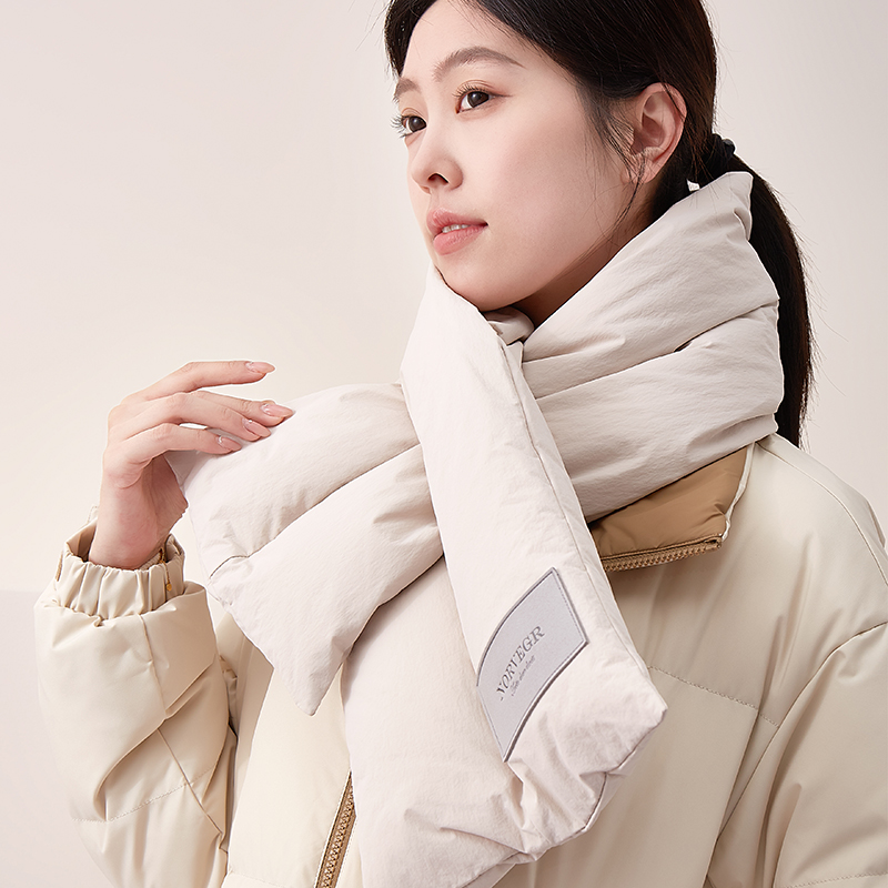 绣花夫人/围脖/极简轻奢设计/锁温保暖/鹅绒围脖