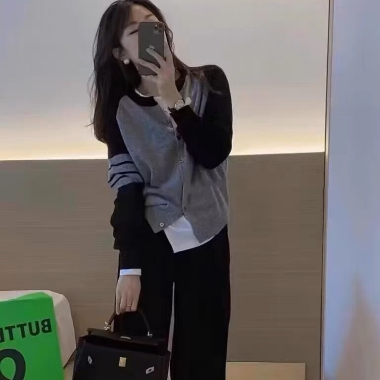 米蓝家袖笼条纹拼色开衫23003