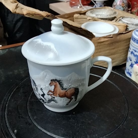 【闪购商品】瓷摆件拿**1