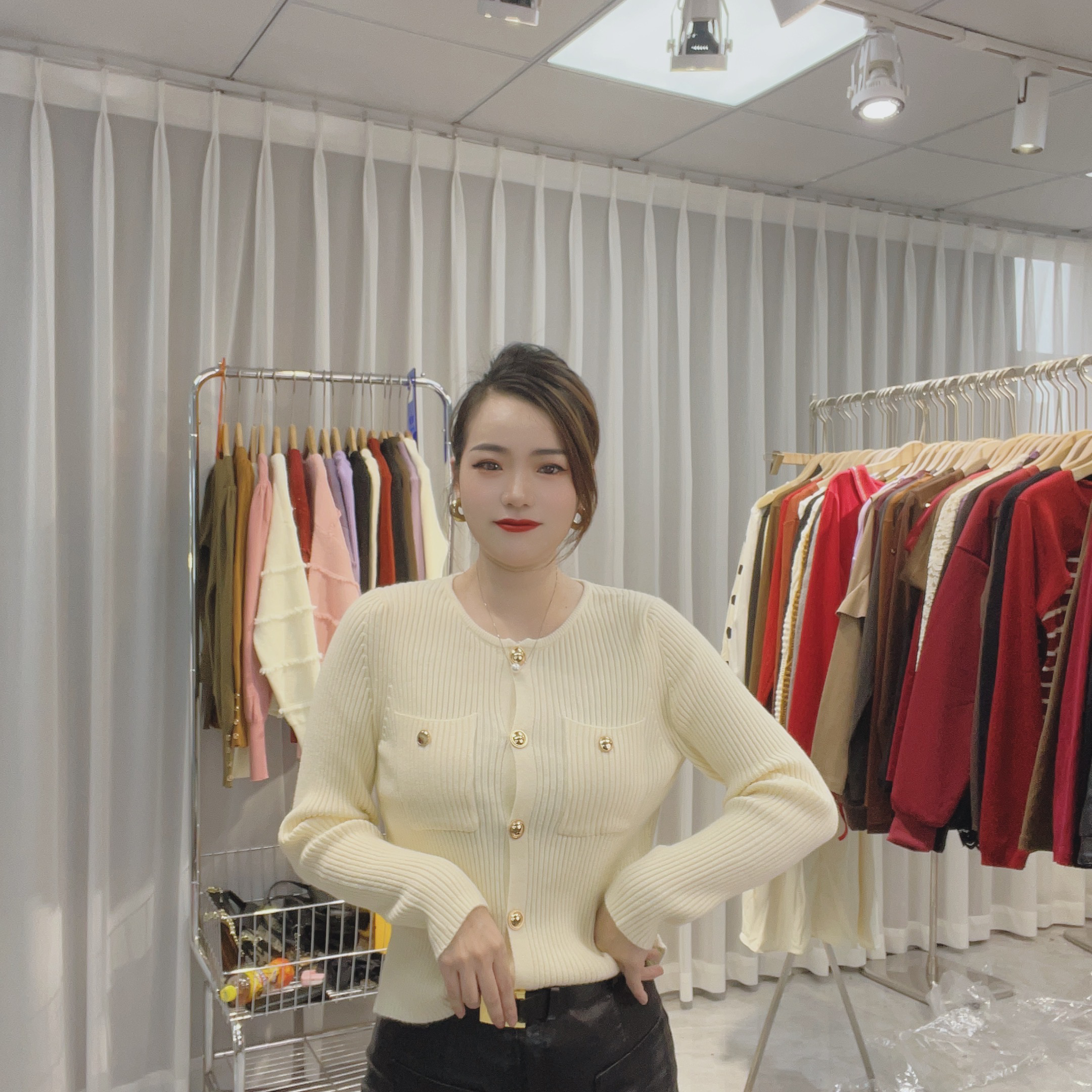 大美小美 毛衣（图片只是一个链接）