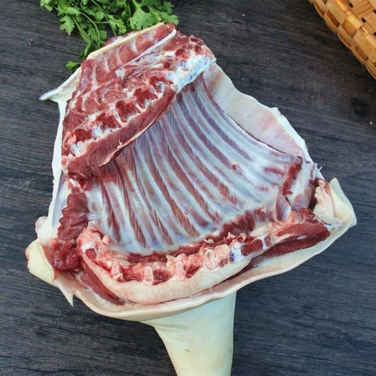 广西马山农家散养正宗黑山羊顺丰冷链4斤包邮