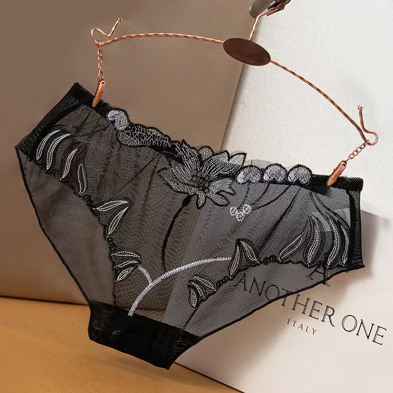 网红款纯欲蕾丝透视大码女士内裤时尚性感薄款包臀少女三角底裤