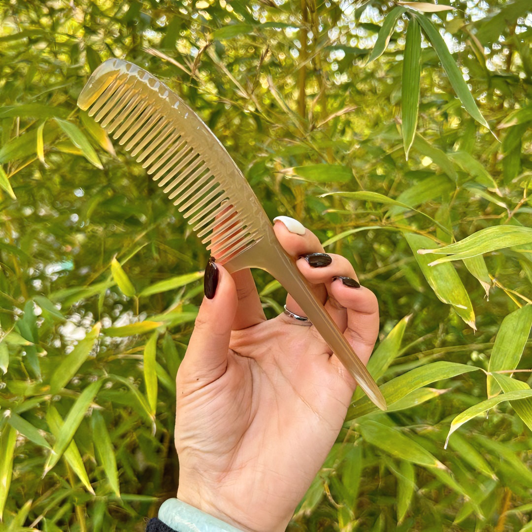 {九月名匠专享}  精品水牛角挑发梳   挑发专用