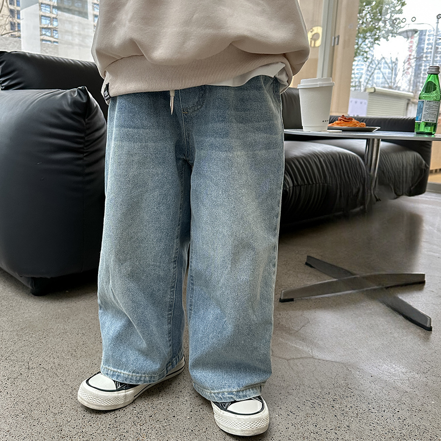 男童春秋款牛仔裤韩版直筒休闲宽松裤子男孩港风百搭浅色牛仔长裤