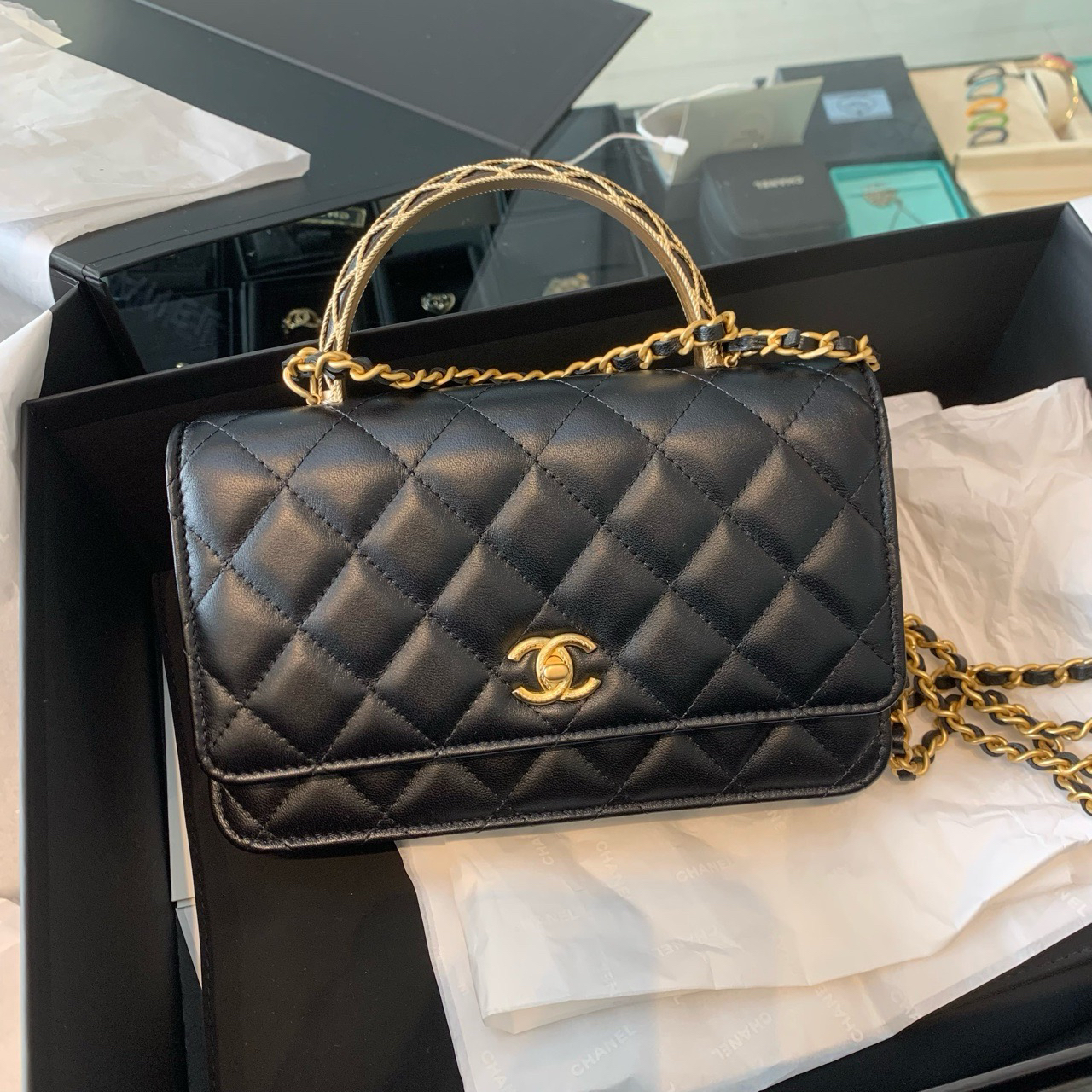 全新未使用 Chanel/香奈儿 23A黑金手柄woc