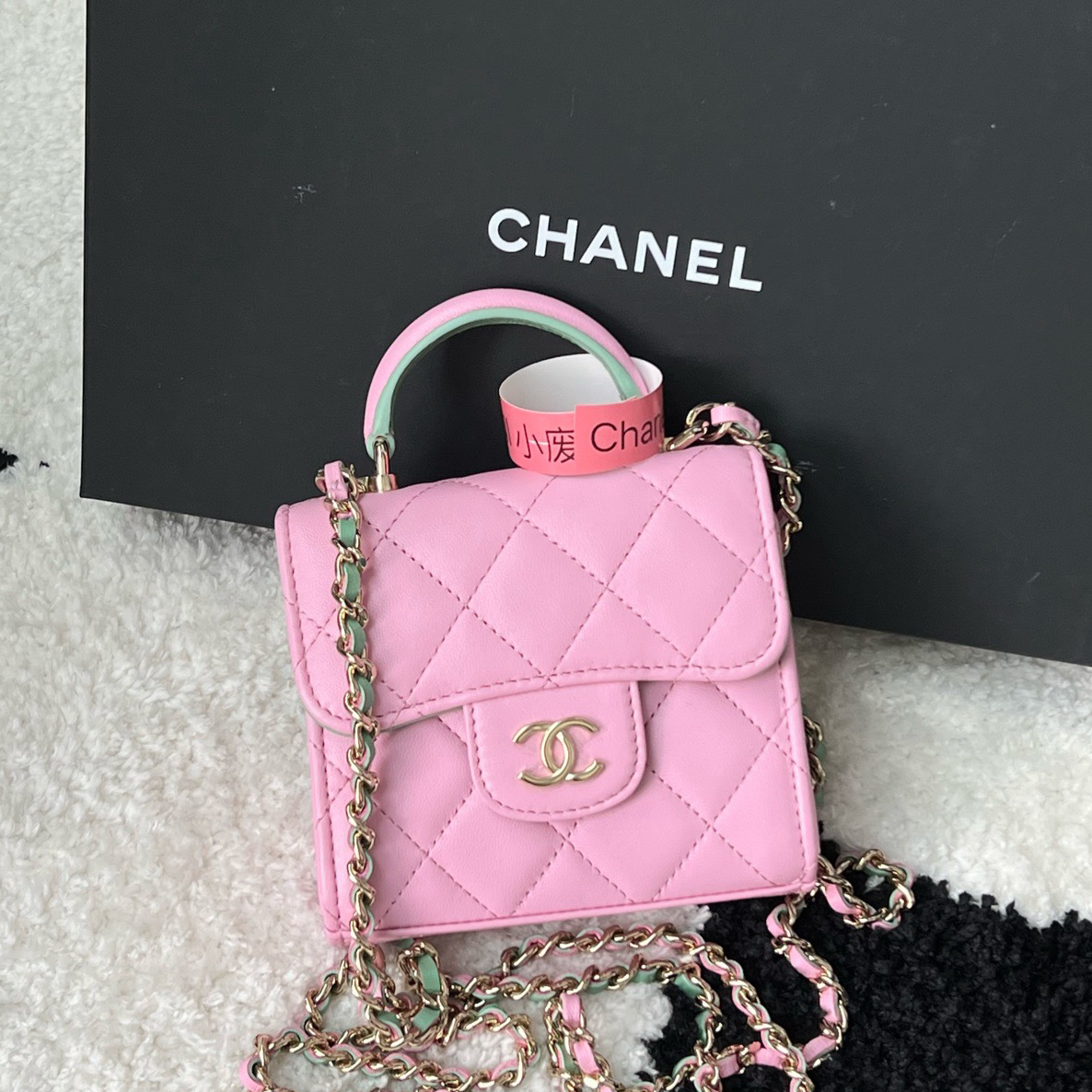 99新 Chanel/香奈儿 粉拼绿手柄 woc mini 芯片款