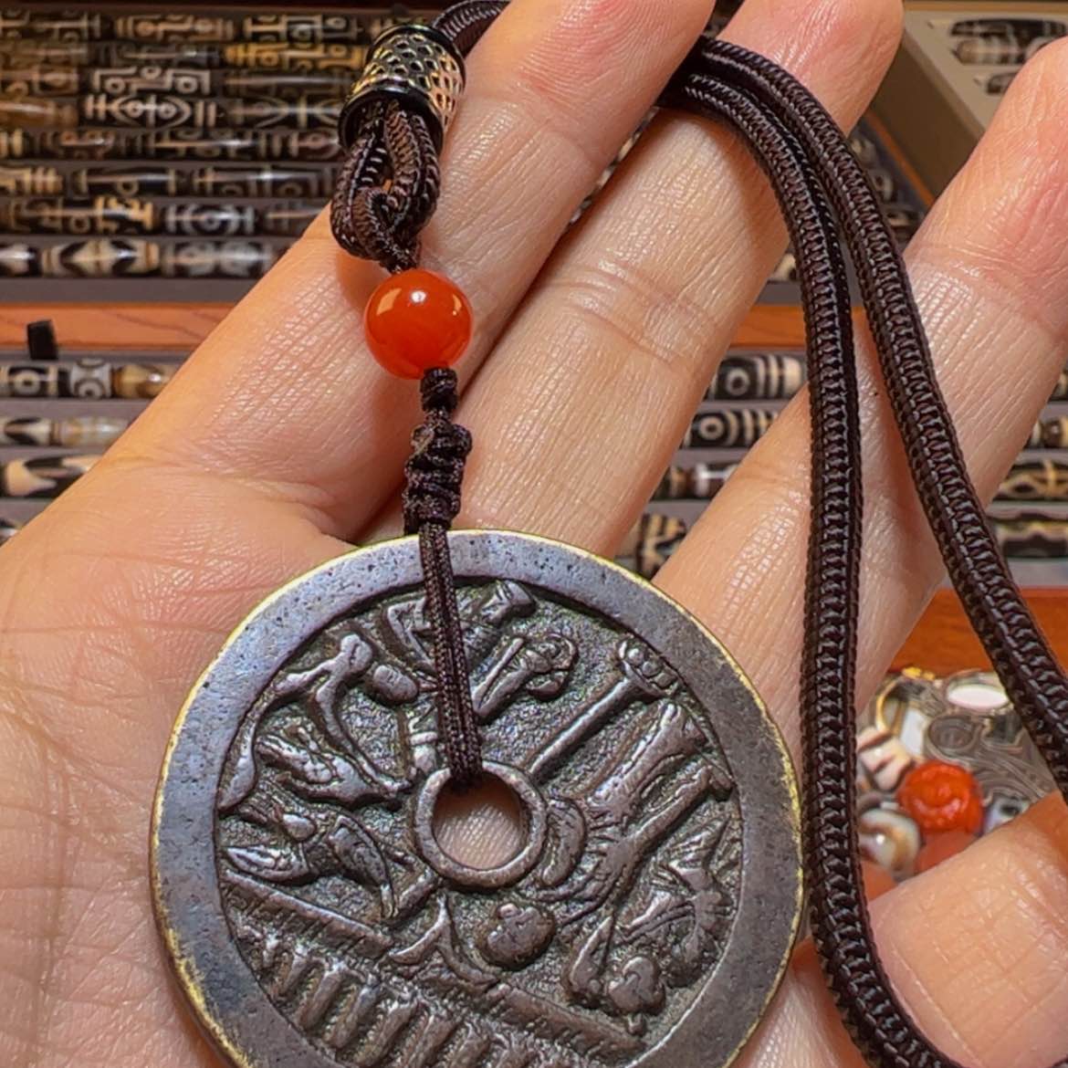 【闪购商品】琉璃颈饰