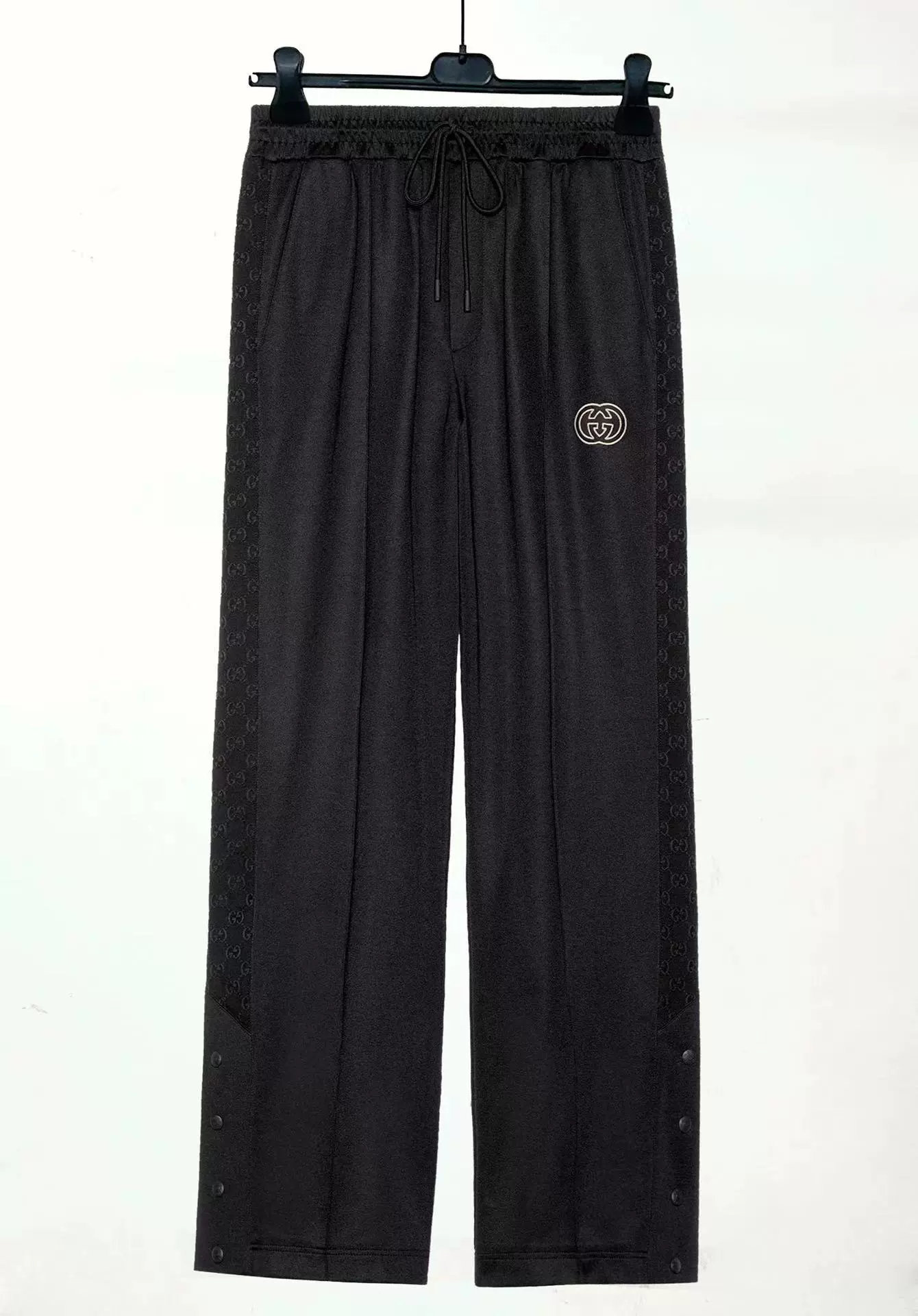全新未使用 GUCCI/古驰 24春夏双G贴花裤脚纽扣休闲运动裤 768619