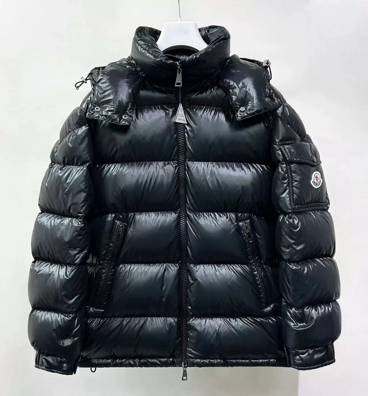 全新未使用 MONCLER MAIRE 手臂口袋 logo羽绒服 1A00142