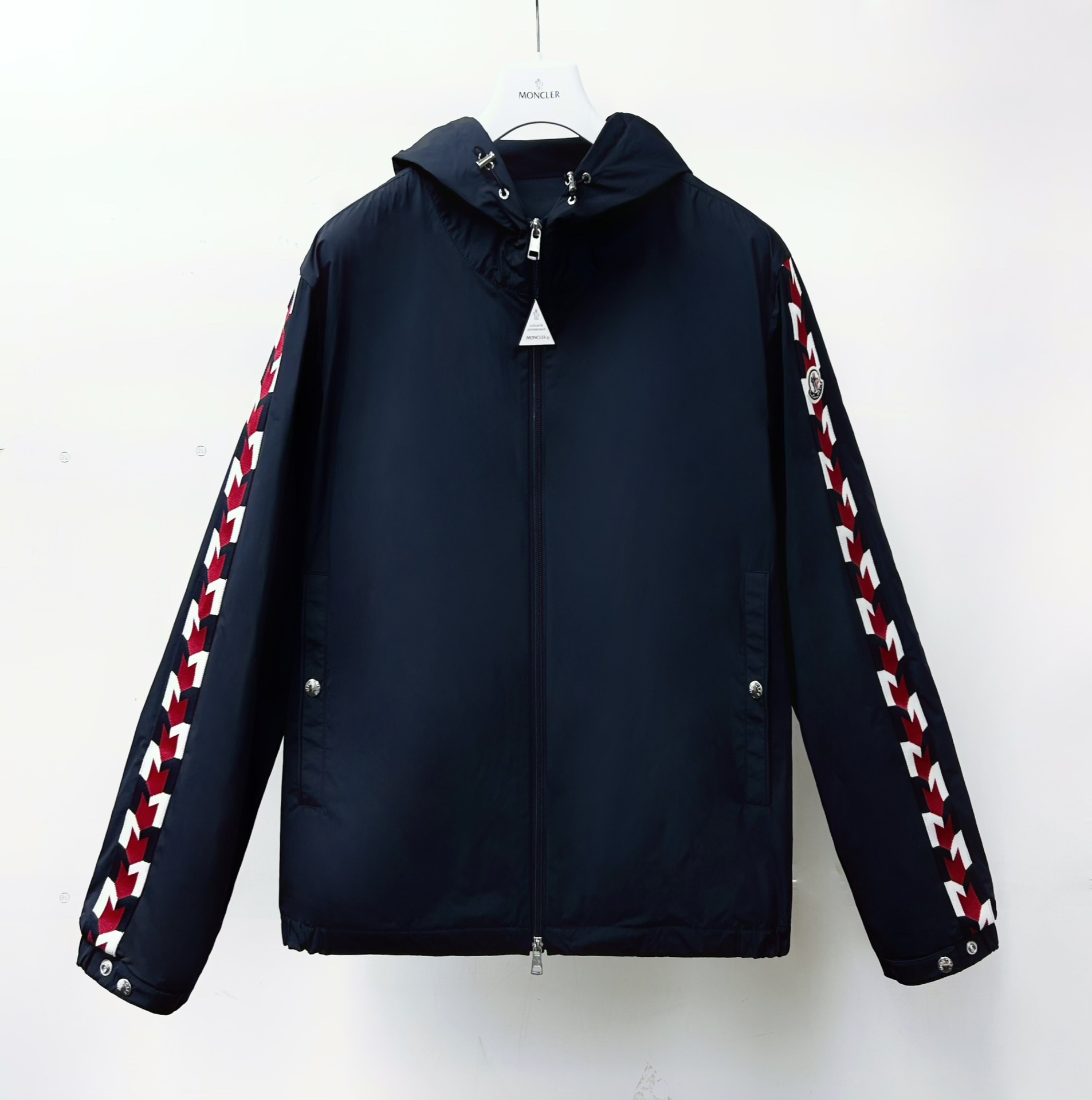 全新未使用 MONCLER 手臂彩条毛毡LOGO休闲夹克 薄款外套 1A00047