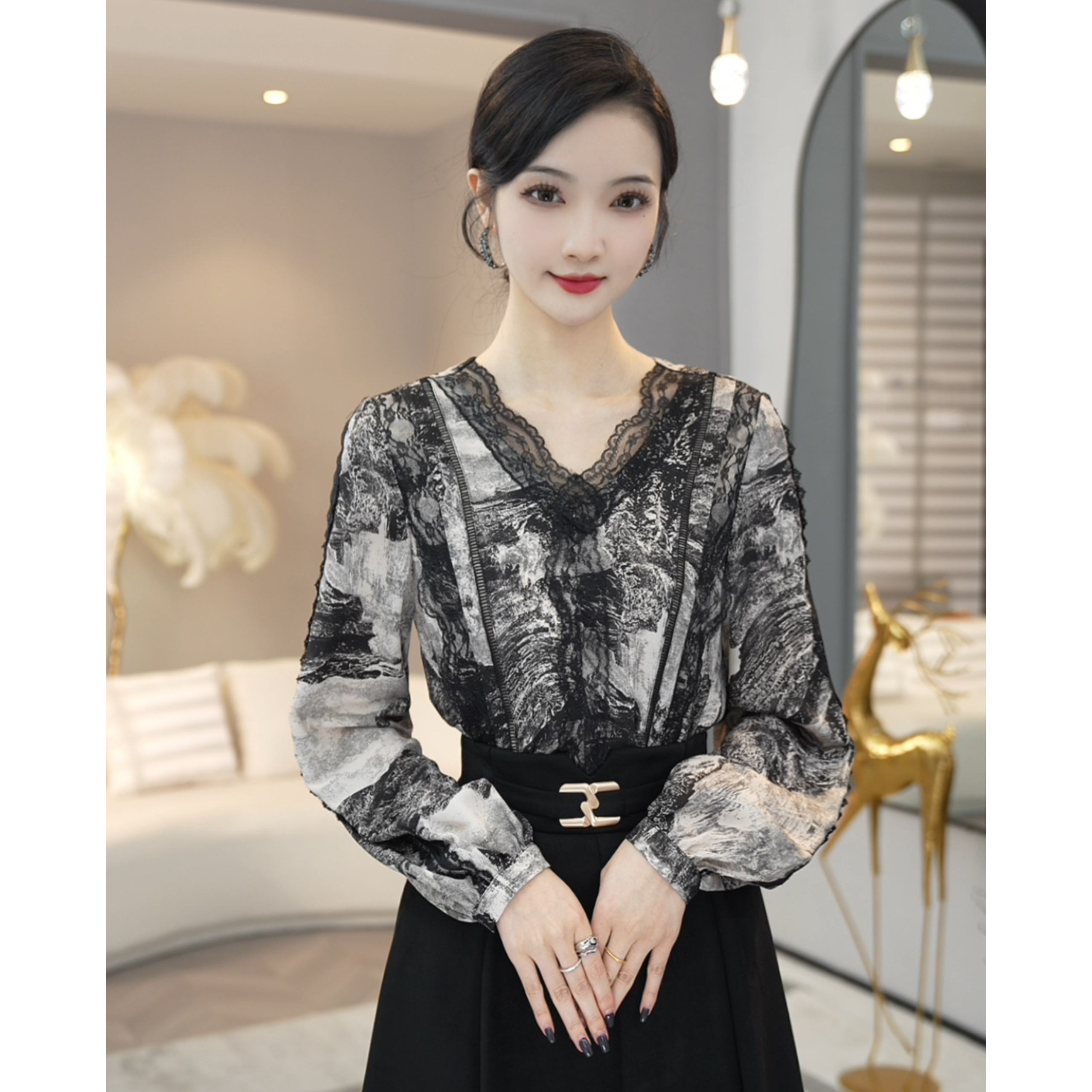 现货2024秋冬加厚【3681】热力感保暖气质小众蕾丝拼接时尚显瘦上衣