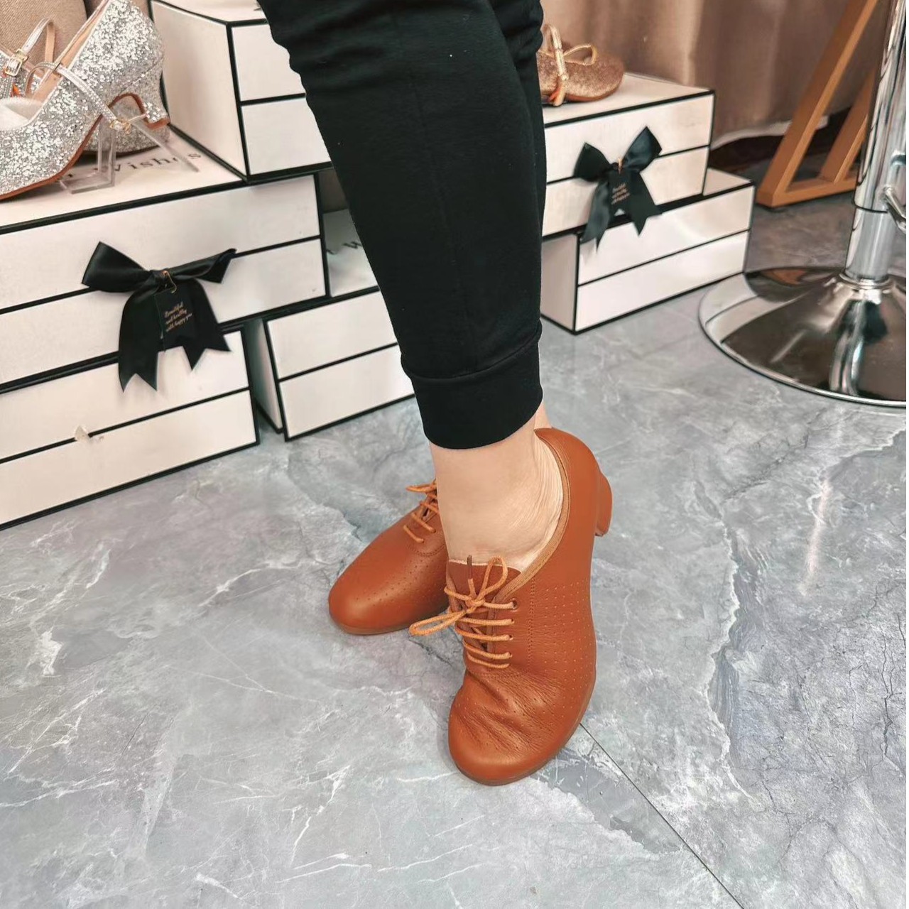 棕色女士交谊舞真皮舞鞋广场舞真皮舞鞋软底水兵舞厚底软底舞鞋