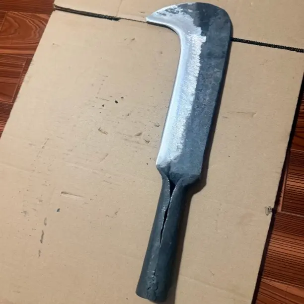 加厚手工锻打弹簧钢砍柴刀多功能户外开山劈柴优品