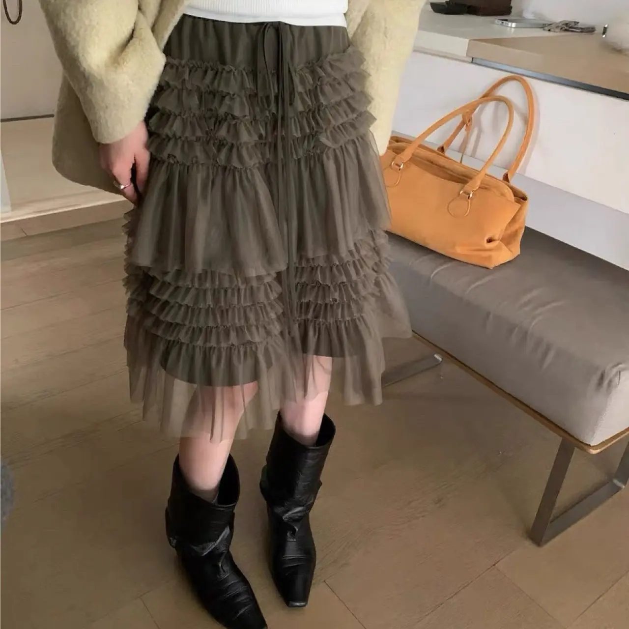 韩系东大门春秋新款高级感网纱蛋糕裙小众设计重工荷叶边半身中裙