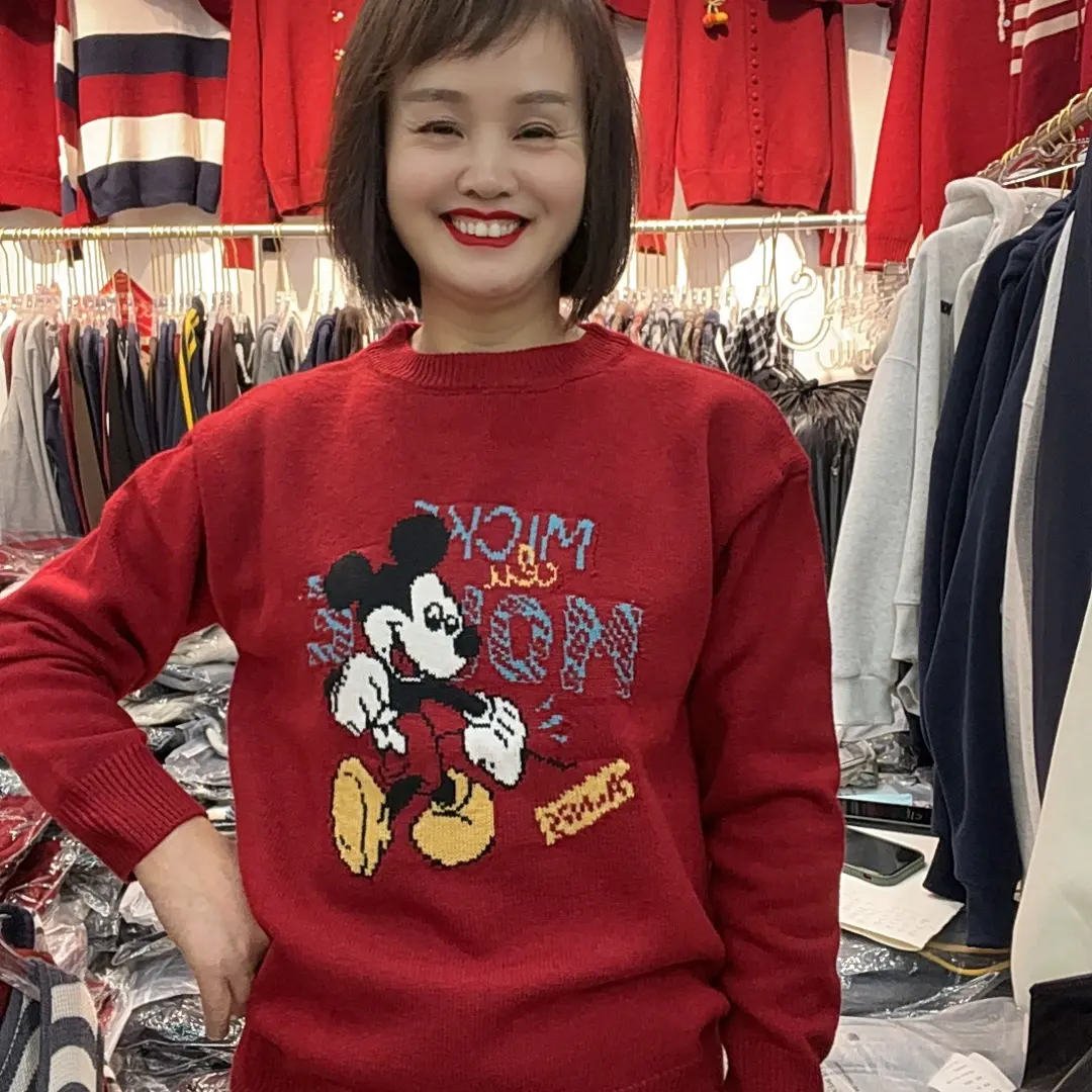 重工刺绣针织圆领秋冬宽松减龄羊毛衫