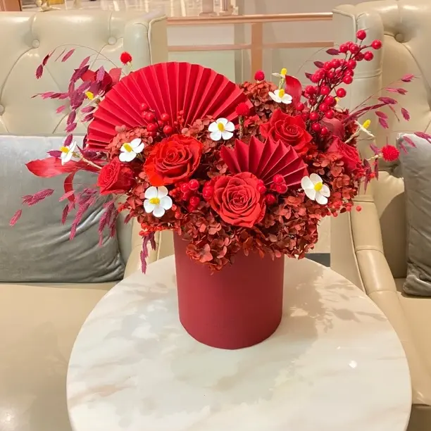 【红扇映喜】乔迁新居玫瑰花抱抱桶开业速递生日暖居花束