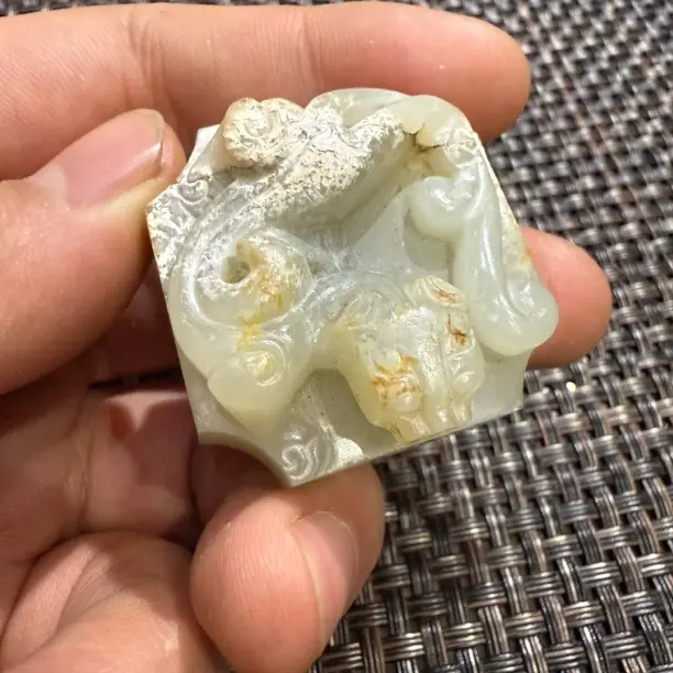 螭龙剑首 小灰皮 