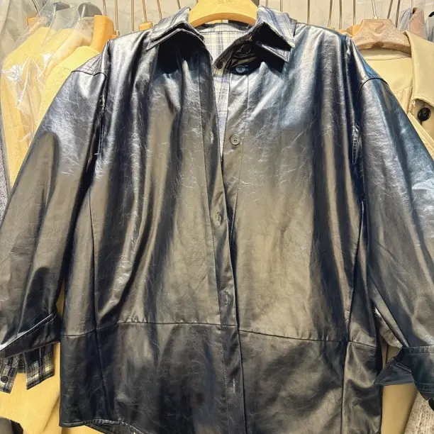 新款皮衣外套，版型好，好搭配（121-180号链接）（1月4号，看好再下单）