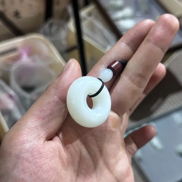 和田玉白玉甜甜圈