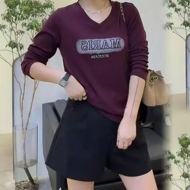 A17新款V领时尚百搭减龄显瘦长袖上衣