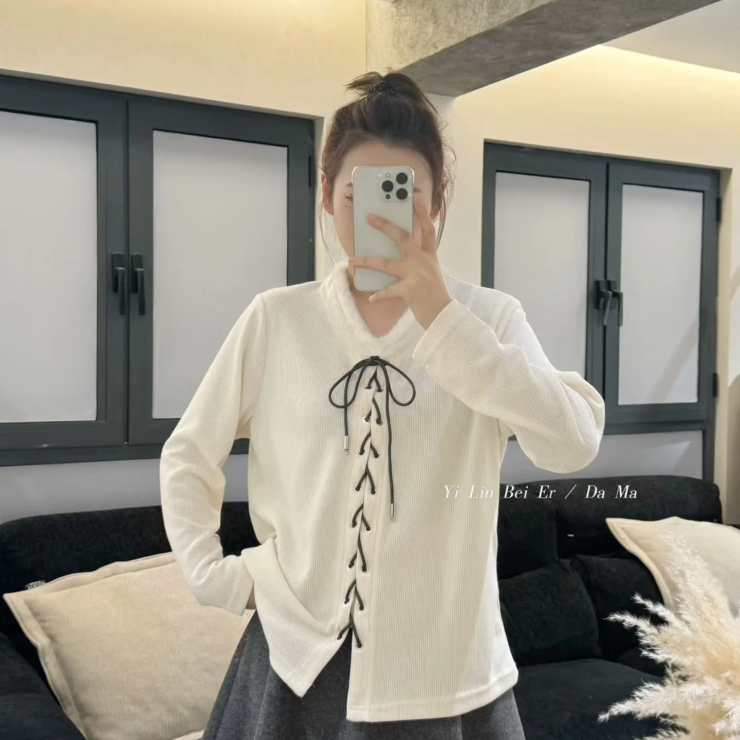 冬季半调奶咖抽绳时尚上衣