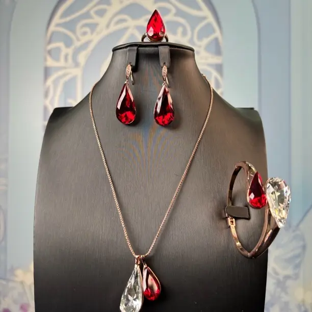 合金仿水晶婚庆饰品 民族风精美水滴红色首饰四件套