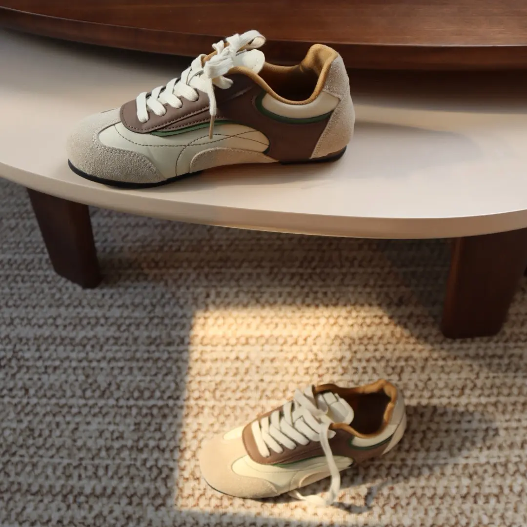 撞色新款女德训鞋薄底运动风平底舒适休闲阿甘鞋赵露思同款