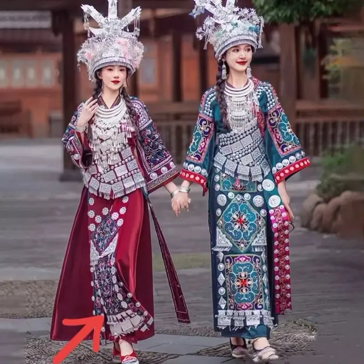 苗族民族风服装套装适合舞台表演与旅拍穿着