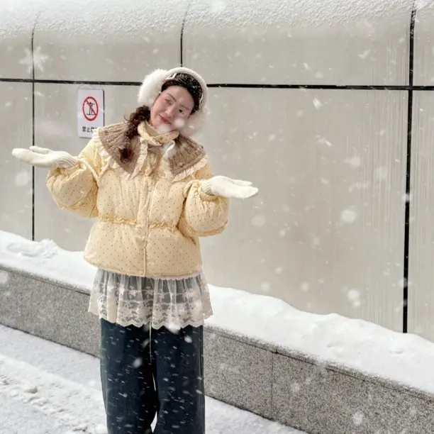 FF家—冬季新款法式甜美波点羽 茸 服