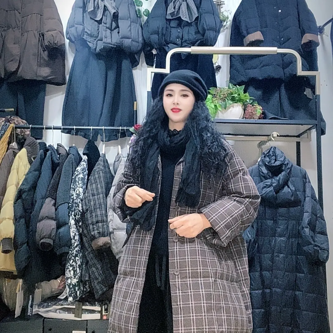 冬季新款宽松格纹长款百搭女士羽绒服