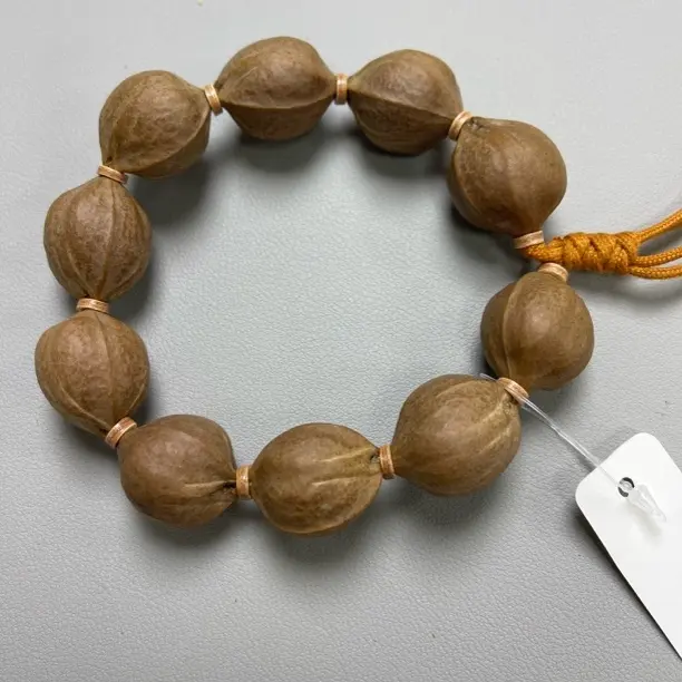 梅林铁核21  25老树原皮三花铁核  白霜红肉