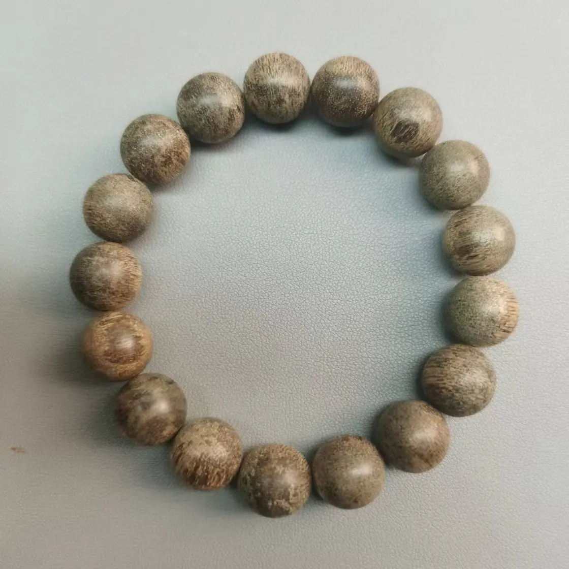 沉香沉香手串1.3×17颗单圈手串-多样性发其一