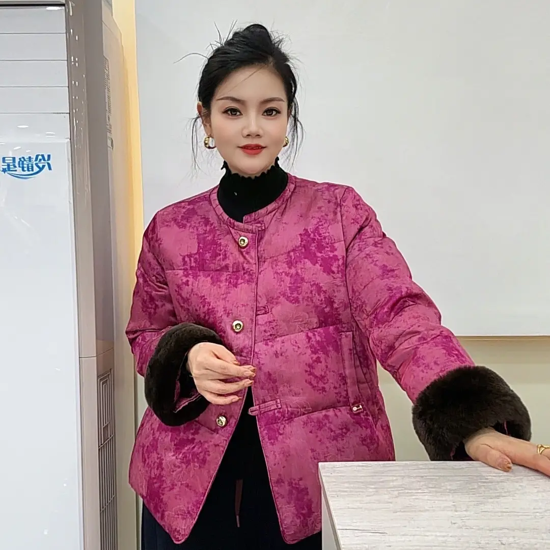 新中式冬季提花拼接保暖鹅绒短款女士羽绒服