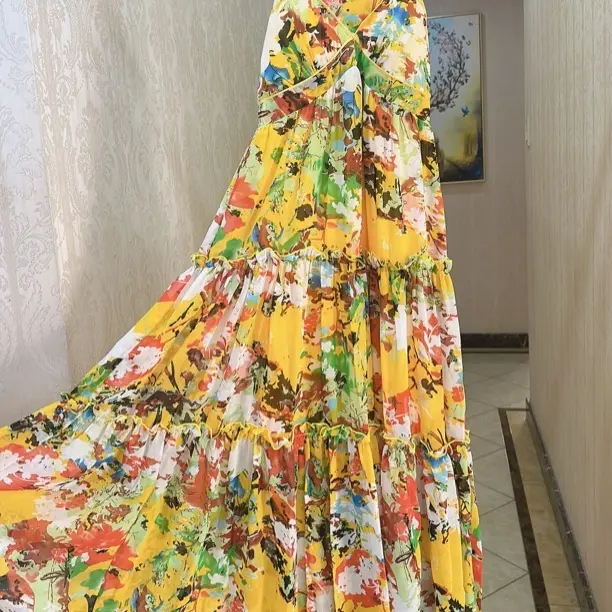 夏季碎花收腰吊带印花V领高腰连衣裙