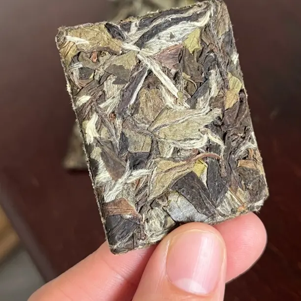 2019年牡丹饼干茶独立泡袋装香甜柔耐泡鲜爽清甜兰花香