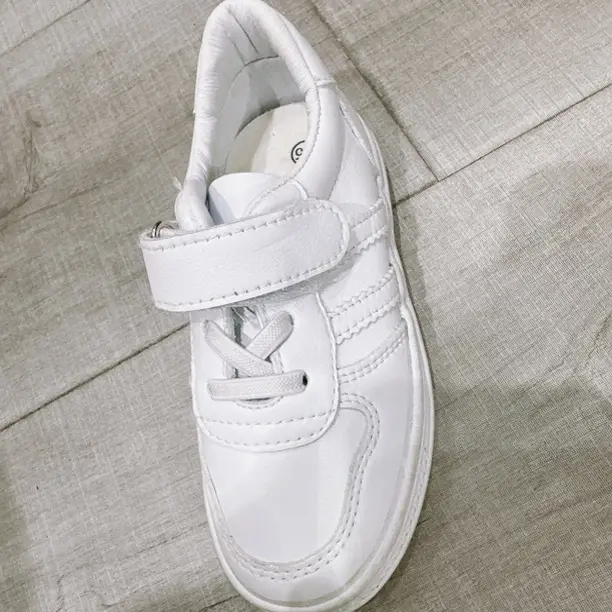 防滑耐磨休闲运动鞋