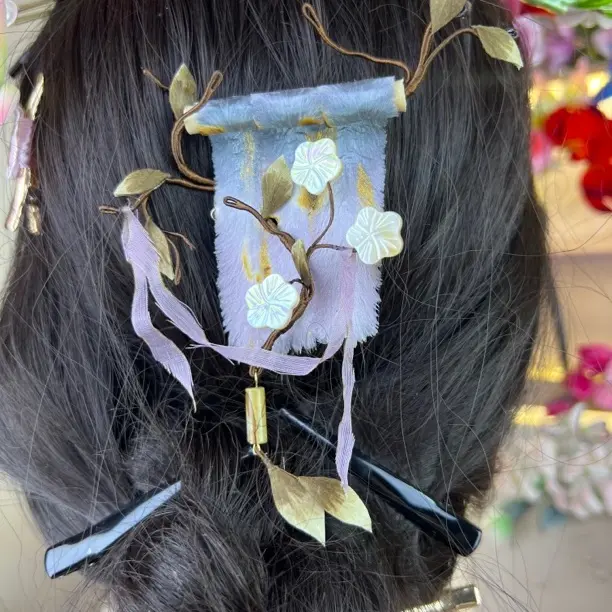 国风非遗绒花美娇娘 锦书